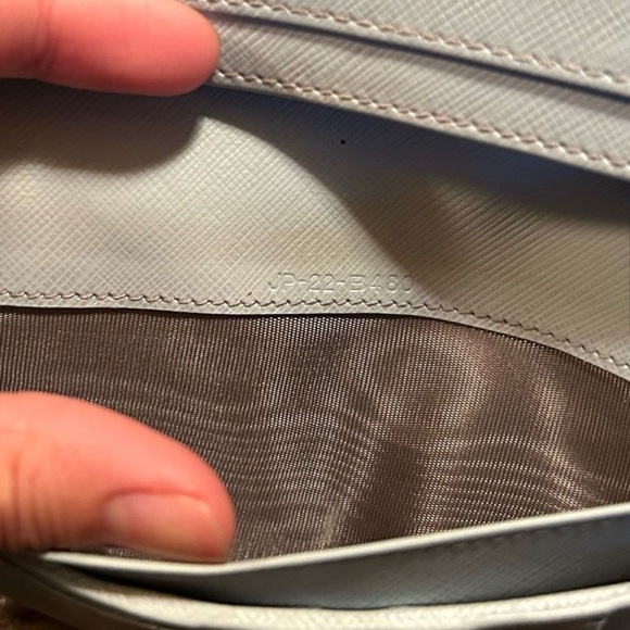 Salvatore Ferragamo made in Italy Long Wallet - Picture 6 of 16